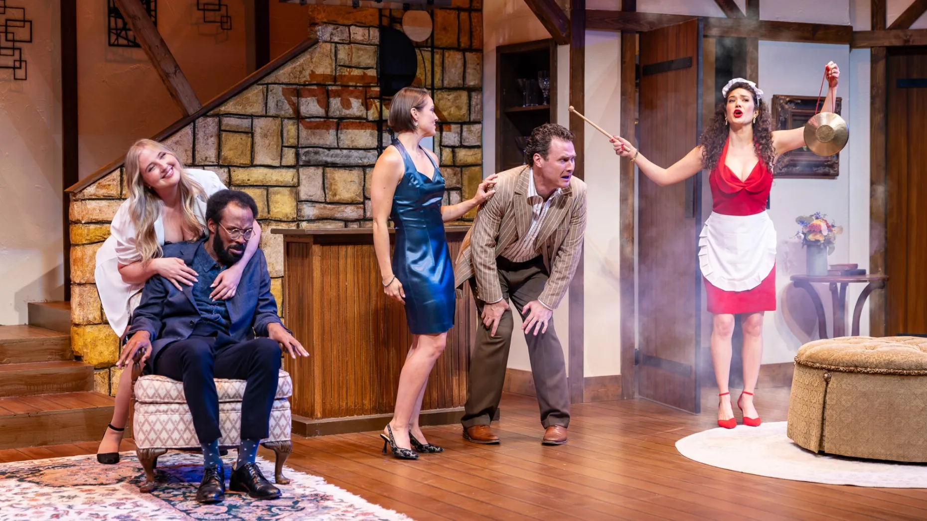 Don't Dress For Dinner @ Laguna Playhouse - Review