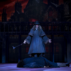Jekyll & Hyde The Musical @ Rose Center Theater - Review JekyllHyde_10_Hyde-Murder